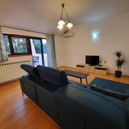 Apartman Sofia ポレッチ エクステリア 写真